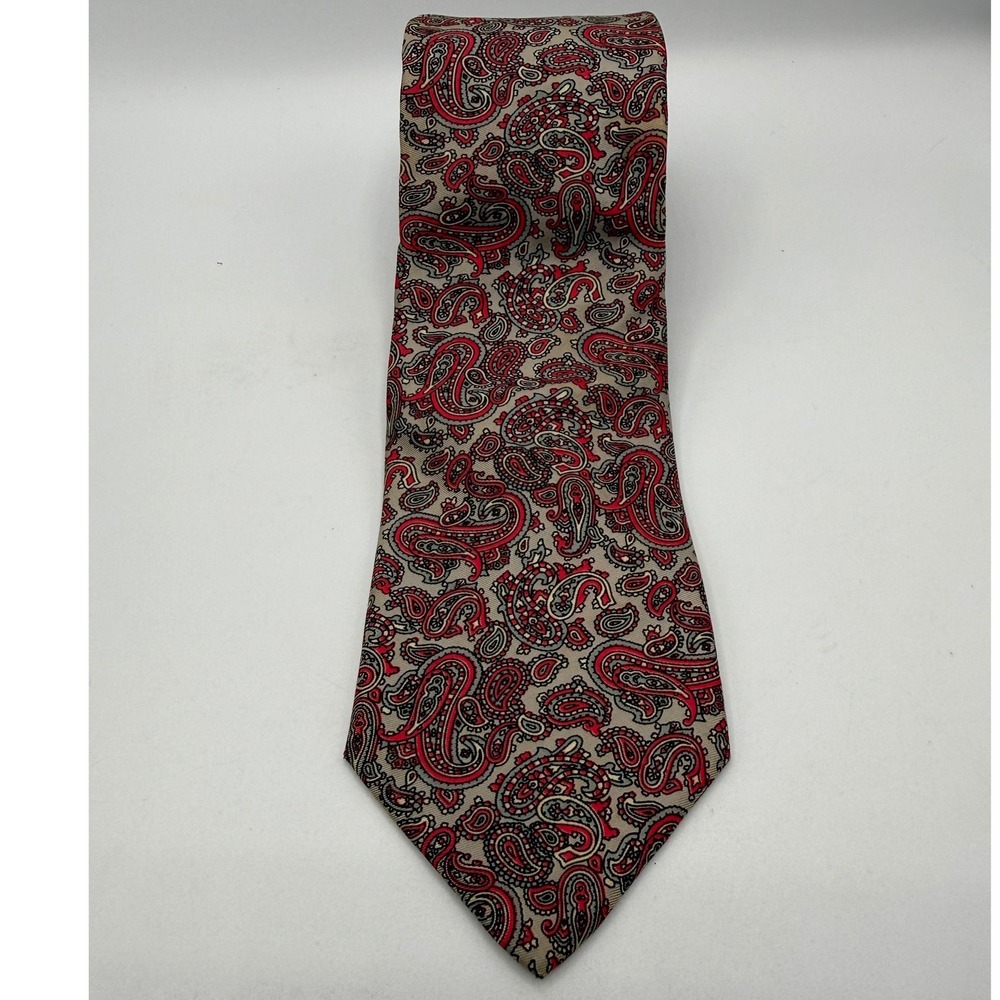Vintage Valentino Pietro Men Paisley Red 100% Italian Silk Neck‎ Tie Made in USA